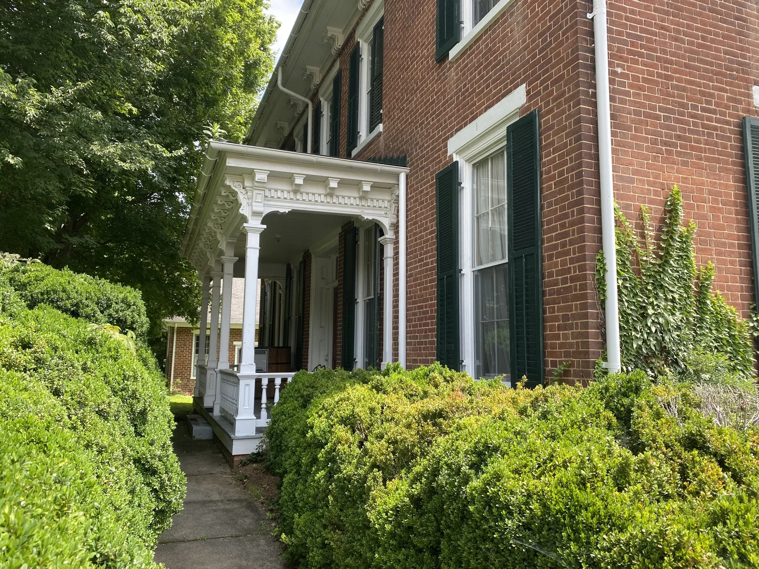 Historic Milton State Bank and Renaissance building exterior
